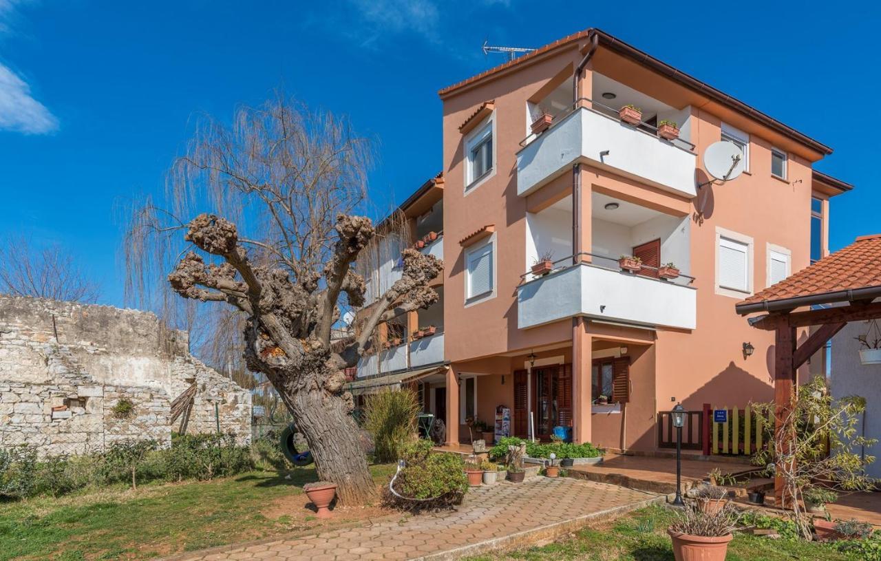 Apartments Ulika Červar-Porat Zewnętrze zdjęcie