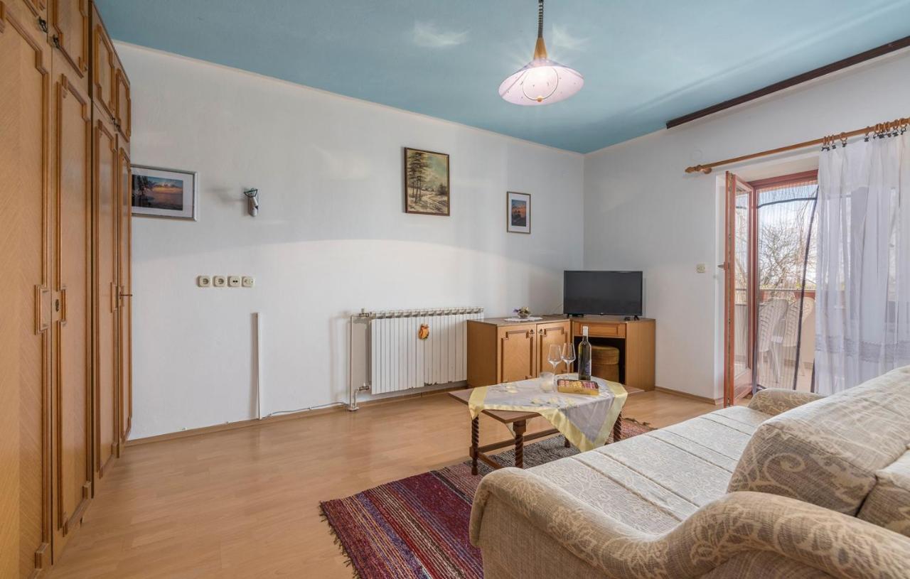 Apartments Ulika Červar-Porat Zewnętrze zdjęcie